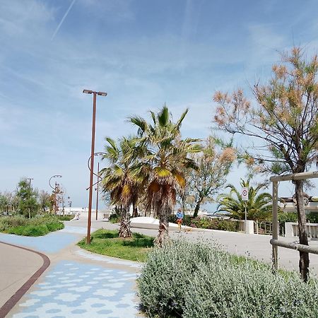 La Casa Al Mare Apartment Rimini Ngoại thất bức ảnh