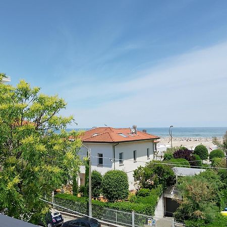 La Casa Al Mare Apartment Rimini Ngoại thất bức ảnh